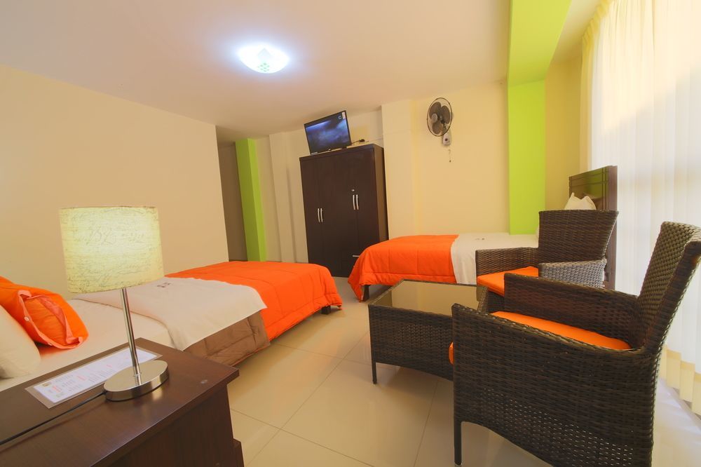 Hostal Florida Chiclayo Exterior photo